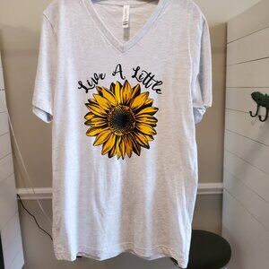 Women's sunflower graphic tee-shirt size medium